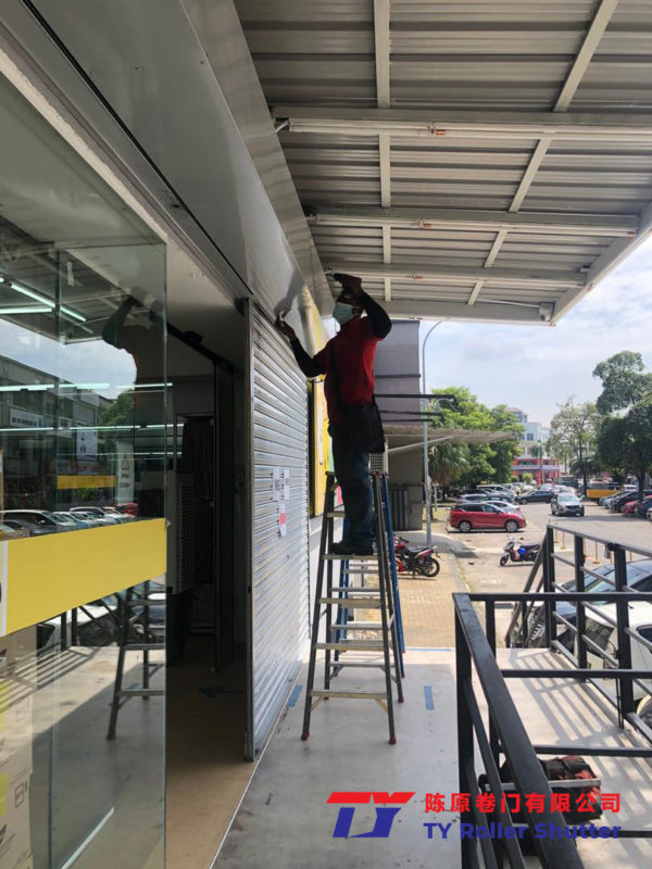 Roller shutter